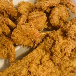 Crispy fried shrimp and fish