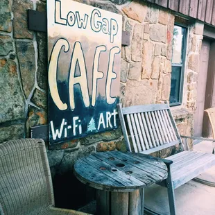 Low Gap Cafe...the free wifi does not exist...