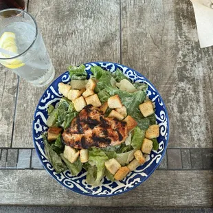 Caesar salad with grilled chicken