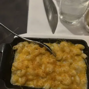 Mac n&apos; cheese