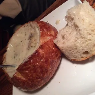 Bread bowl clam chowder