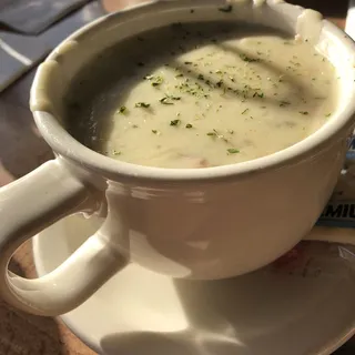 Lowells Clam Chowder