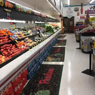 the produce section of a grocery store