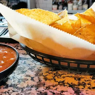 Bar Chips &amp; Salsa