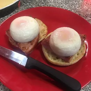Eggs benny