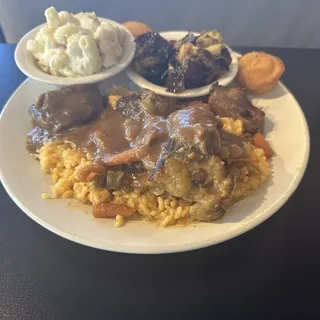 Oxtails with Rice Dinner