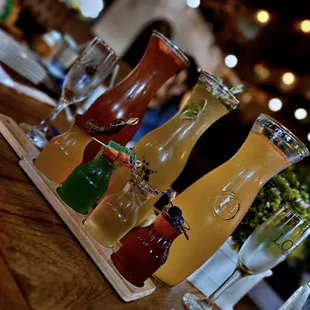 3 Carafes and the Exotic Mimosa Flight