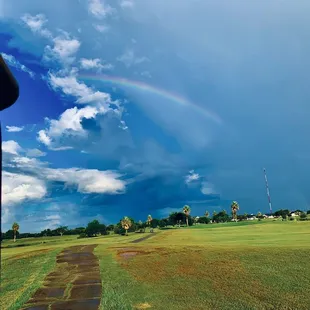 #Foresight  #Lozano  Welcoming the rain on a Saturday morning golf round.