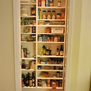 Lichty Walk-in Pantry