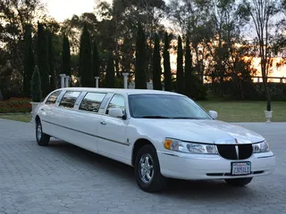 Land Yacht Limos