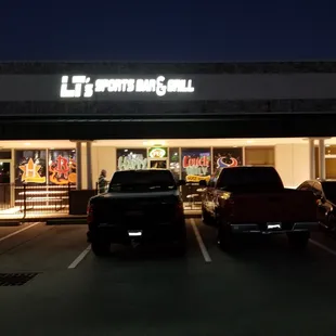 LT’s Sports Bar &amp; Grill/11808 Barker Cypress Rd