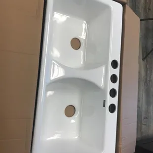 Wow...this is a beautiful sink!!