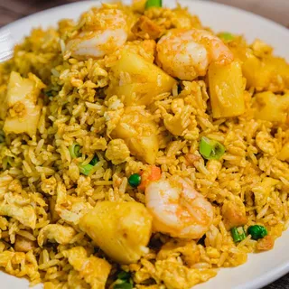 Pineapple Curry Fried Rice