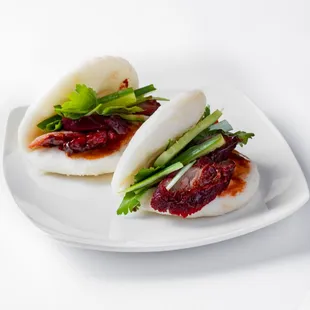 Banh Bao Kep Xa Xiu - Folded Steamed Buns w/ Char Siu