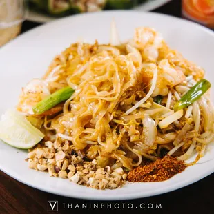 food, noodle soup, ramen, noodles, noodle dish, ramen and noodles