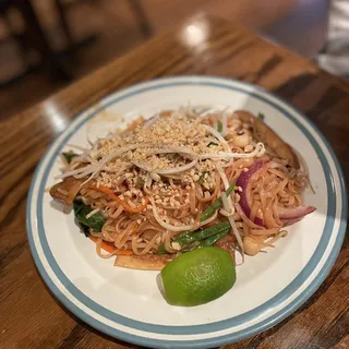 N12. Pad Thai Noodles