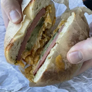 Lub Handles Sandwich