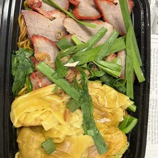 Wonton & B.B.Q. Pork Egg Noodle Soup / Mi Hoanh Thanh Xa Xiu (Nuoc)