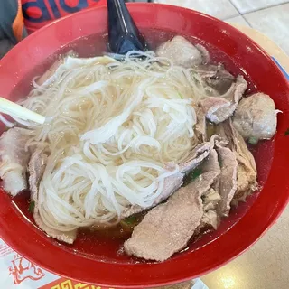Beef Combo Pho / Pho Dac Biet Xe Lua