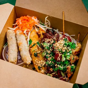 food, chicken wings and fried chicken