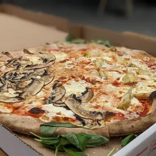 Mushroom, garlic, and artichoke