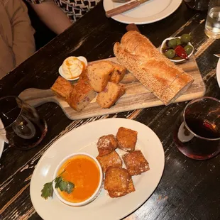 Fried ravioli and bread