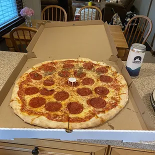 25 inch pizza!!