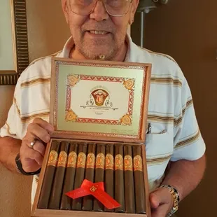 Box of My Father El Centurion grande Toro's