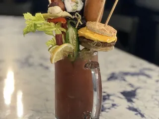 7 Twelve Table & Taphouse