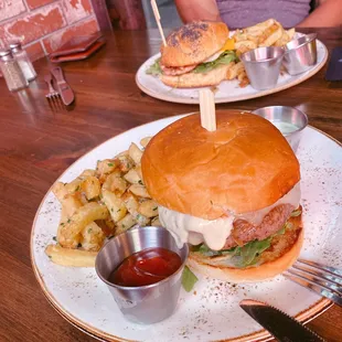 Luce Burger