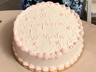 Pasteleria 3 Luceros