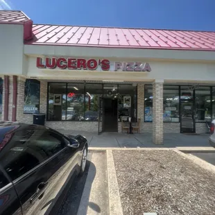 Lucero's Pizza Storefront