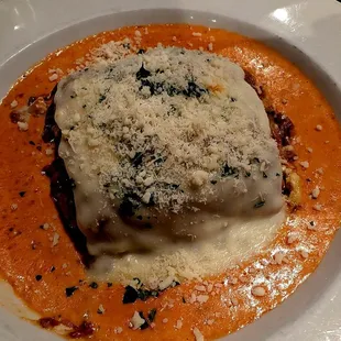 pasta dish, pasta, food