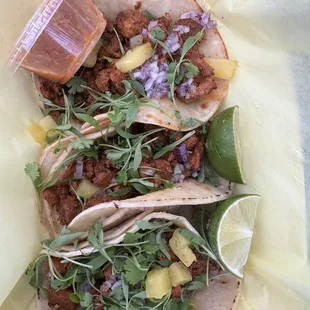 Al pastor tacos