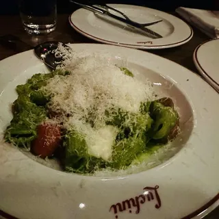 Rigatoni al Pesto**