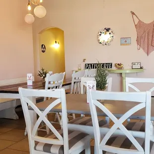 a table and chairs in a restaurant