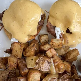 Eggs Benedict