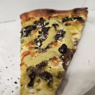 Poblano slice. DO NOT ORDER THIS. This is the only bad slice here