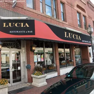 Lucia Ristorante Winchester Exterior