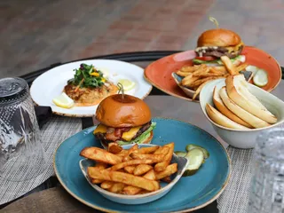 Ysidora Restaurant and Lounge