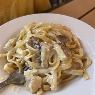 Fettuccine Alfredo