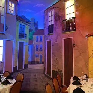 a view of a courtyard