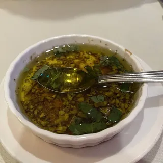 Olive Oil, Garlic, and Seasoning Dipping Oil