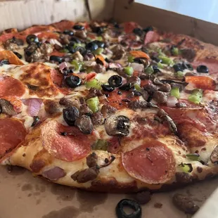 Great crust quality!! Not to thick &amp; not too thin!!