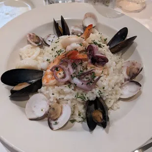 Risotto with seafood