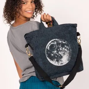Full Moon messenger bag