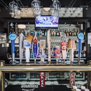Ou bar features a variety of local Iowa craft beers, domestic and import favorites, as well as wine and spirits.