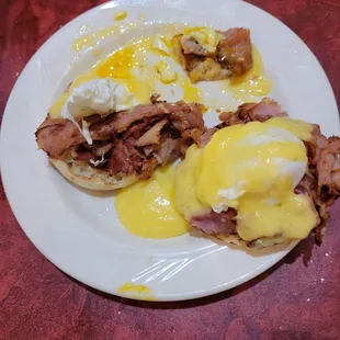 Eggs Benedict