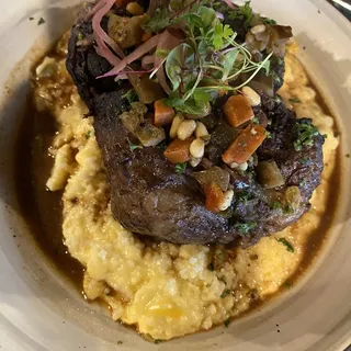 Braised Oxtails Dinner