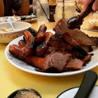 Lucille's Super Feast